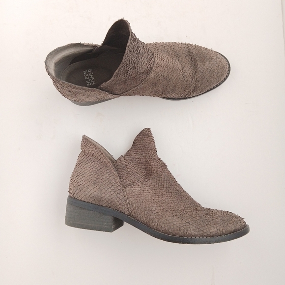 Eileen Fisher Leaf Leather Snake Embossed Ankle Bootie - Picture 2 of 7